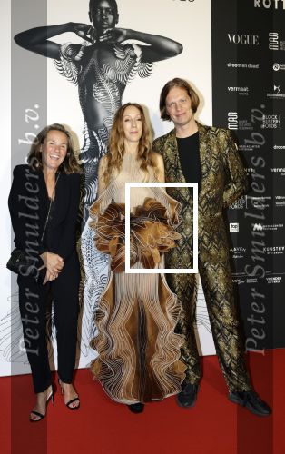 Rotterdam 27 september 2025
Opening show Iris v Herpen in de kunsthal in Rotterdam. Iris v Herpen en Davy Hezemans