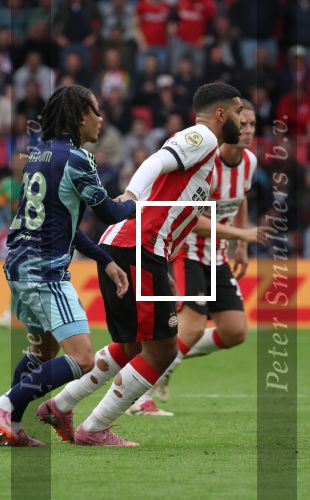 Eindhoven, 21 September 2025
PSV-AJAX, Eindstand 2-2
Kompetitie seizoen 2025-2026
Ismael Saibari met Kian Fitz-Jim