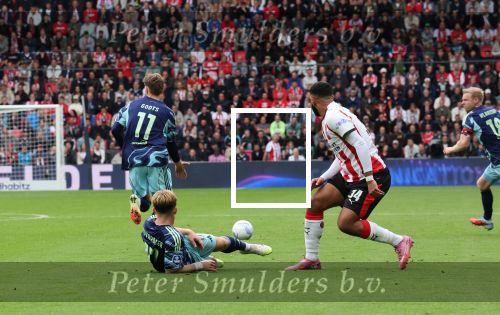 Eindhoven, 21 September 2025
PSV-AJAX, Eindstand 2-2
Kompetitie seizoen 2025-2026
Ismael Saibari met Oliver Edvardsen