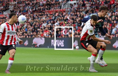 Eindhoven, 21 September 2025
PSV-AJAX, Eindstand 2-2
Kompetitie seizoen 2025-2026
Ivan Perisic met Mika Godts