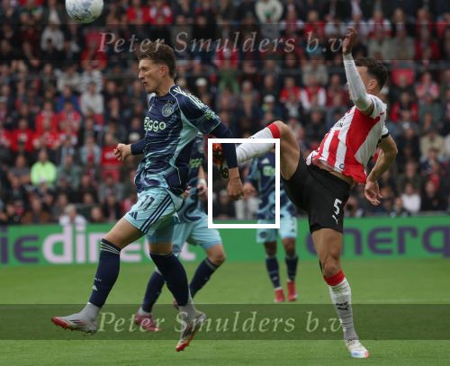 Eindhoven, 21 September 2025
PSV-AJAX, Eindstand 2-2
Kompetitie seizoen 2025-2026
Ivan Perisic met Mika Godts
