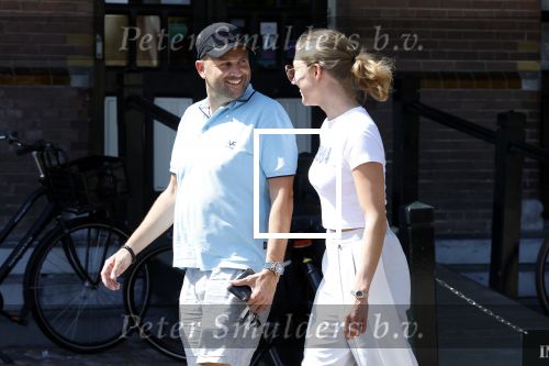 Baarn 11 augustus 2025
Jamie Kames met haar nieuwe vriend Jeffrey Erens (Vieze Jack ) bij eethuys Generaal in Baarn .