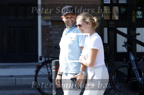 Baarn 11 augustus 2025
Jamie Kames met haar nieuwe vriend Jeffrey Erens (Vieze Jack ) bij eethuys Generaal in Baarn .