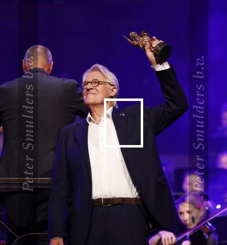 Amsterdam 12 september 2025
Uitreiking Cinemusic Rembrandt Oeuvre Award - tijdens The Night Of Cinemusic in het Concertgebouw. Jeroen Krabbe krijgt Ouvre prijs uit handen van Rene Mioch .
