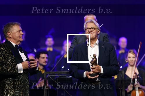 Amsterdam 12 september 2025
Uitreiking Cinemusic Rembrandt Oeuvre Award - tijdens The Night Of Cinemusic in het Concertgebouw. Jeroen Krabbe krijgt Ouvre prijs uit handen van Rene Mioch .