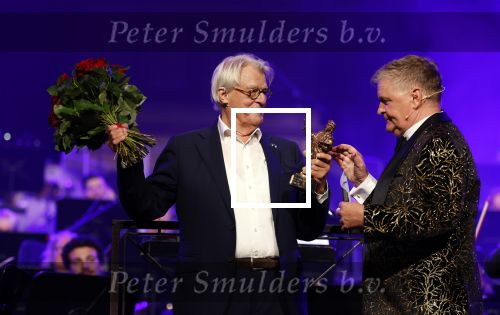Amsterdam 12 september 2025
Uitreiking Cinemusic Rembrandt Oeuvre Award - tijdens The Night Of Cinemusic in het Concertgebouw. Jeroen Krabbe krijgt Ouvre prijs uit handen van Rene Mioch .