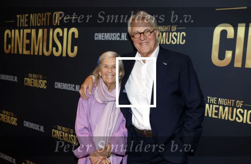 Amsterdam 12 september 2025
Uitreiking Cinemusic Rembrandt Oeuvre Award - tijdens The Night Of Cinemusic in het Concertgebouw. Jeroen Krabbe krijgt Ouvre prijs uit handen van Rene Mioch . Jeroen Krabbe met zijn vrouw Herma