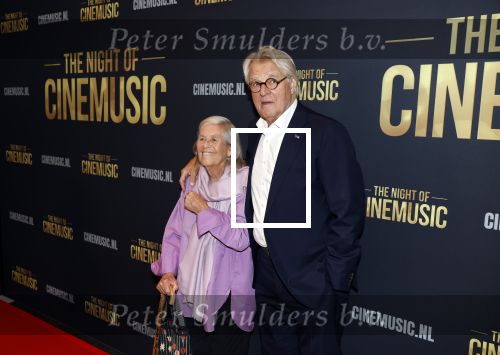 Amsterdam 12 september 2025
Uitreiking Cinemusic Rembrandt Oeuvre Award - tijdens The Night Of Cinemusic in het Concertgebouw. Jeroen Krabbe krijgt Ouvre prijs uit handen van Rene Mioch . Jeroen Krabbe met zijn vrouw Herma