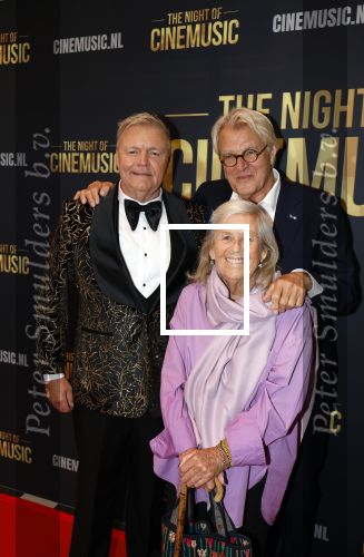 Amsterdam 12 september 2025
Uitreiking Cinemusic Rembrandt Oeuvre Award - tijdens The Night Of Cinemusic in het Concertgebouw. Jeroen Krabbe krijgt Ouvre prijs uit handen van Rene Mioch . Jeroen Krabbe met zijn vrouw Herma Krabbe en Rene Mioch