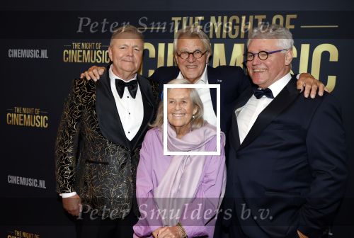 Amsterdam 12 september 2025
Uitreiking Cinemusic Rembrandt Oeuvre Award - tijdens The Night Of Cinemusic in het Concertgebouw. Jeroen Krabbe krijgt Ouvre prijs uit handen van Rene Mioch . Jeroen Krabbe met zijn vrouw Herma Krabbe en Rene Mioch