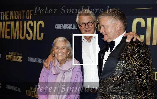 Amsterdam 12 september 2025
Uitreiking Cinemusic Rembrandt Oeuvre Award - tijdens The Night Of Cinemusic in het Concertgebouw. Jeroen Krabbe krijgt Ouvre prijs uit handen van Rene Mioch . Jeroen Krabbe met zijn vrouw Herma Krabbe en Rene Mioch