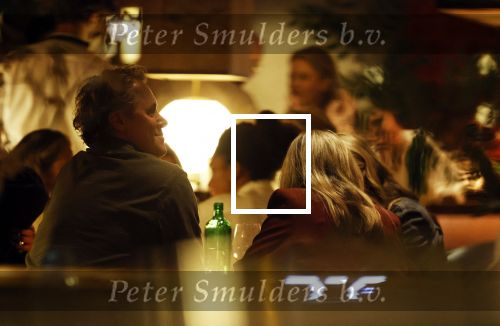 Amsterdam 11 september 2025
Linda de Mol Jeroen Rietbergen Noa Vahle Julian Vahle en zijn vriendin Chelsea Weimar zijn gezellig uitetetn in de nieuwe Hotspot van Amsterdam Restaurant Toet . Ook Ruud Gullit en zijn vriendin Karin de Rooij waren aanwezig .