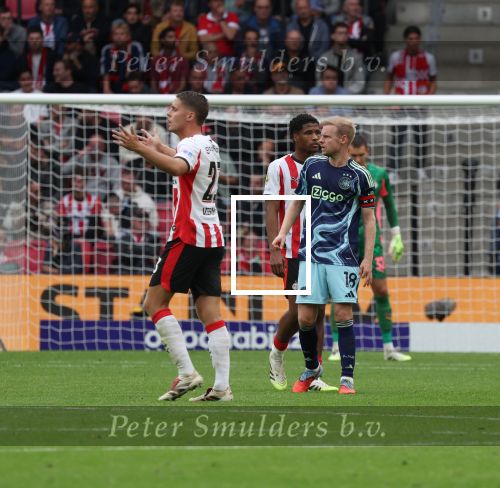 Eindhoven, 21 September 2025
PSV-AJAX, Eindstand 2-2
Kompetitie seizoen 2025-2026
Joey Veerman