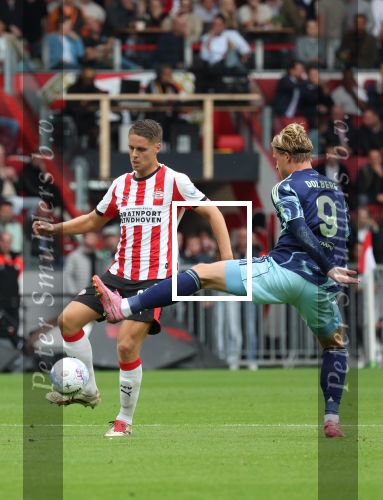Eindhoven, 21 September 2025
PSV-AJAX, Eindstand 2-2
Kompetitie seizoen 2025-2026
Joey Veerman met Kasper Dolberg