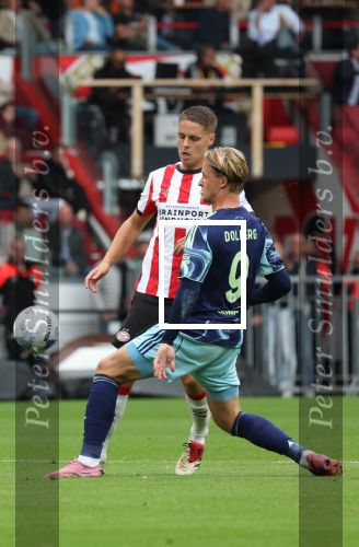 Eindhoven, 21 September 2025
PSV-AJAX, Eindstand 2-2
Kompetitie seizoen 2025-2026
Joey Veerman met Kasper Dolberg