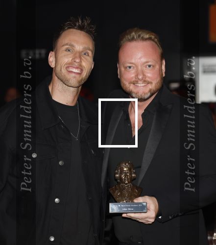 Tilburg 29 september 2025
Buma prijzen worden uitgereikt in 013 in Tilburg . John Dirne krijgt prijs uit houden Nicky Romero