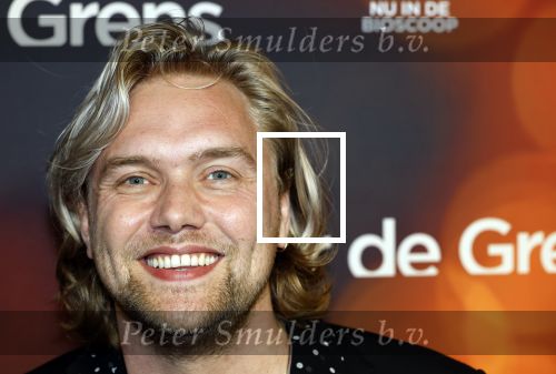 Amsterdam 26 augustus 2025
Premiere over de Grens in het vondelpark . De cast bestaat uit Manuel Broekman Jasmine Sendar Nienke Plas Vincent Banic en Elisabeth Puglia. Barbara Sloesen ( zwnger) kwam met partner Joost Hofman