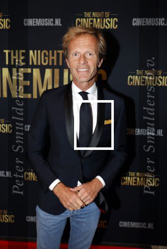 Amsterdam 12 september 2025
Uitreiking Cinemusic Rembrandt Oeuvre Award - tijdens The Night Of Cinemusic in het Concertgebouw. Jeroen Krabbe krijgt Ouvre prijs uit handen van Rene Mioch .  Joris Lammers