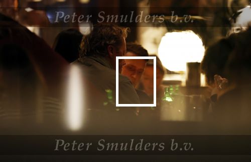 Amsterdam 11 september 2025
Linda de Mol Jeroen Rietbergen Noa Vahle Julian Vahle en zijn vriendin Chelsea Weimar zijn gezellig uitetetn in de nieuwe Hotspot van Amsterdam Restaurant Toet . Ook Ruud Gullit en zijn vriendin Karin de Rooij waren aanwezig .