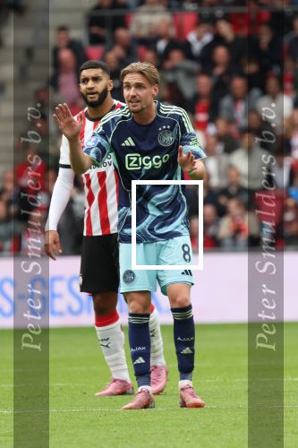 Eindhoven, 21 September 2025
PSV-AJAX, Eindstand 2-2
Kompetitie seizoen 2025-2026
Kenneth Taylor scoort uit penalty 1-1