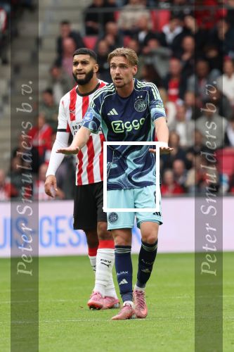 Eindhoven, 21 September 2025
PSV-AJAX, Eindstand 2-2
Kompetitie seizoen 2025-2026
Kenneth Taylor scoort uit penalty 1-1