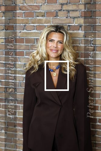Amsterdam 18 september 2025
Prinses Eloise organiseert samen met Attire Amsterdam en My Lima Lima een modeshow . Haar ouders, Prins Constantijn en moeder Prinses Laurentien zijn natuurlijk aanwezig . Kim Kotter