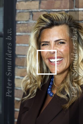 Amsterdam 18 september 2025
Prinses Eloise organiseert samen met Attire Amsterdam en My Lima Lima een modeshow . Haar ouders, Prins Constantijn en moeder Prinses Laurentien zijn natuurlijk aanwezig . Kim Kotter