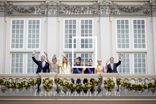 Den Haag 16 september 2025
Prinsjesdag 2025 met aanwezig namens de koninklijke familie , Koning Willem Alexander Koningin Maxima Prinses Amalia Prinses Alexia Prinses Ariane Prins Constantijn en Prinses Laurentien .