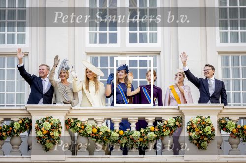 Den Haag 16 september 2025
Prinsjesdag 2025 met aanwezig namens de koninklijke familie , Koning Willem Alexander Koningin Maxima Prinses Amalia Prinses Alexia Prinses Ariane Prins Constantijn en Prinses Laurentien .
