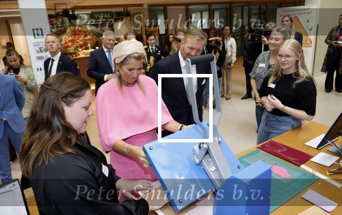Flevoland 9 september 2025
Koning Willem Alexander en Koningin Maxima op streekbezoek in Flevoland . Het regende de hele dag .