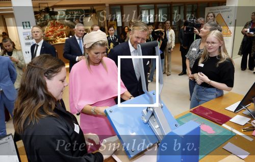 Flevoland 9 september 2025
Koning Willem Alexander en Koningin Maxima op streekbezoek in Flevoland . Het regende de hele dag .
