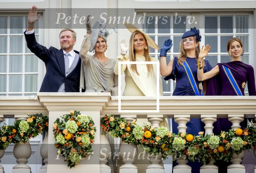 Den Haag 16 september 2025
Prinsjesdag 2025 met aanwezig namens de koninklijke familie , Koning Willem Alexander Koningin Maxima Prinses Amalia Prinses Alexia Prinses Ariane Prins Constantijn en Prinses Laurentien .