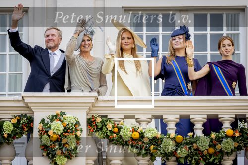 Den Haag 16 september 2025
Prinsjesdag 2025 met aanwezig namens de koninklijke familie , Koning Willem Alexander Koningin Maxima Prinses Amalia Prinses Alexia Prinses Ariane Prins Constantijn en Prinses Laurentien .