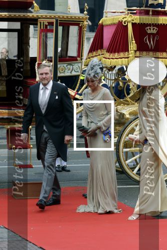 Den Haag 16 september 2025
Prinsjesdag 2025 met aanwezig namens de koninklijke familie , Koning Willem Alexander Koningin Maxima Prinses Amalia Prinses Alexia Prinses Ariane Prins Constantijn en Prinses Laurentien . Koningin Maxima viel bijna op de rode loper