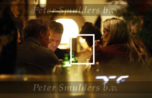 Amsterdam 11 september 2025
Linda de Mol Jeroen Rietbergen Noa Vahle Julian Vahle en zijn vriendin Chelsea Weimar zijn gezellig uitetetn in de nieuwe Hotspot van Amsterdam Restaurant Toet . Ook Ruud Gullit en zijn vriendin Karin de Rooij waren aanwezig .