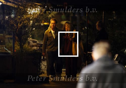 Amsterdam 11 september 2025
Linda de Mol Jeroen Rietbergen Noa Vahle Julian Vahle en zijn vriendin Chelsea Weimar zijn gezellig uitetetn in de nieuwe Hotspot van Amsterdam Restaurant Toet . Ook Ruud Gullit en zijn vriendin Karin de Rooij waren aanwezig .