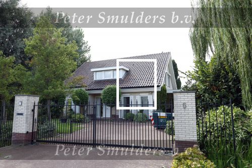 Rijnsburg 4 september 2025
Nieuwe huis van Mart Hoogkamer en zijn vriendin Jennifer v Ooijen . Ze gaan het huis helemaal verbouwen .
