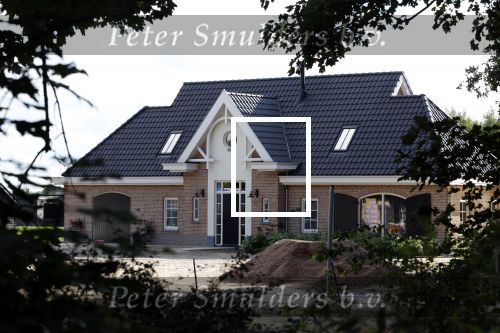 Noordwijkerhout 5 september 2025
Het huis van Maxime Meiland en haar man Leroy is bijna klaar . Ze wonen voorlopig nog in een Tiny House . Het huyis van Martien Meiland en Erica Meiland is ook bijna klaar.