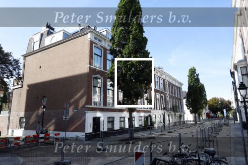 Den Haag 6 september 2025
Matthijs v Nieuwkerk woont in het centrum van Den Haag met zijn vrouw Martha . Zijn straat is al vanaf juni afgesloten ivm aanleg nieuwe weg .