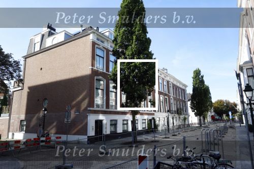 Den Haag 6 september 2025
Matthijs v Nieuwkerk woont in het centrum van Den Haag met zijn vrouw Martha . Zijn straat is al vanaf juni afgesloten ivm aanleg nieuwe weg .