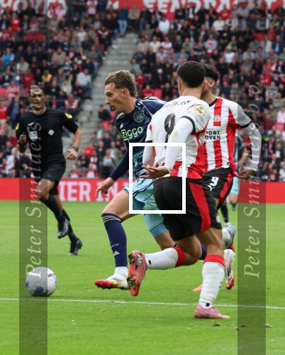 Eindhoven, 21 September 2025
PSV-AJAX, Eindstand 2-2
Kompetitie seizoen 2025-2026
Mika Godts