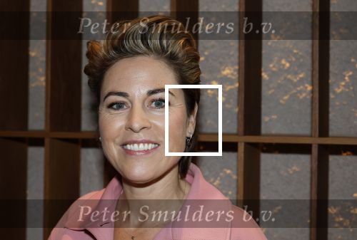 Amsterdam 26 september 2025
Boekpresentatie Simone v d Ende in restaurant Rijks . Chantal Janzen ontvangt het eerste boek . Mirella v Markus kwam met haar partner