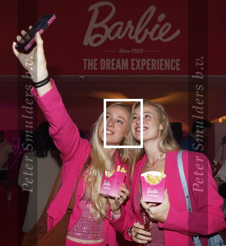 Amsterdam 10 september 2025
Opening Wondr Barbie in Amsterdam. 
Mylene Waalewijn en Roos Waalewijn