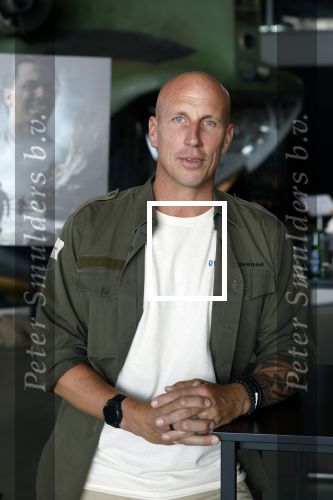 Soest 12 september 2025
Presentatie Special Forces Vips met oa Djarno Hofland Cherry Ann Person Jody Bernald Fajah Lourens Rachel John Farja Farvardin (Fawrynotsawry) Dylan Hoogerwerf Nikki Koppedraaijer  Matthijs Groenevelt Dennis Kok Bas Kremer en Erik Wegenwijs . De presenatie was in het Nationaal Militair Museum .