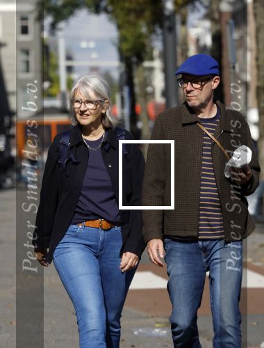 Amsterdam 29 september 2025
Owen Schumacher met zijn vrouw op straat in Amsterdam zuid.