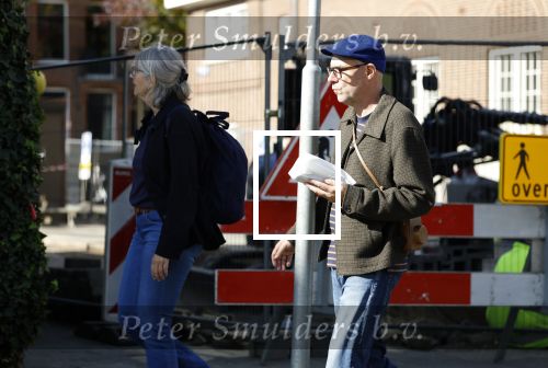 Amsterdam 29 september 2025
Owen Schumacher met zijn vrouw op straat in Amsterdam zuid.