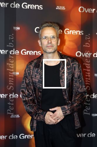 Amsterdam 26 augustus 2025
Premiere over de Grens in het vondelpark . De cast bestaat uit Manuel Broekman Jasmine Sendar Nienke Plas Vincent Banic en Elisabeth Puglia. Patrick Martens