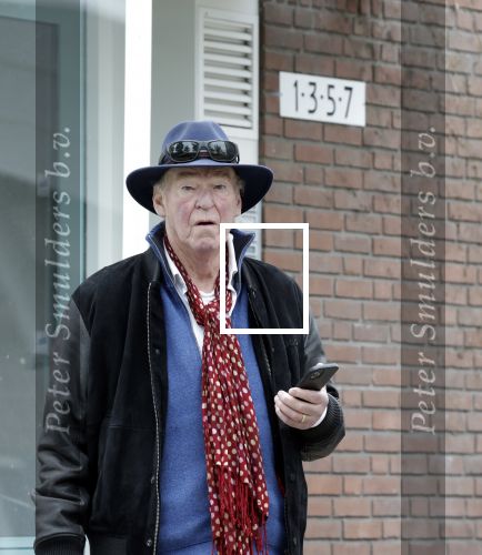 Amsterdam 26 september 2025
Peter faber wachtend op straat op een taxi.