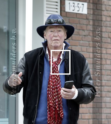 Amsterdam 26 september 2025
Peter faber wachtend op straat op een taxi.