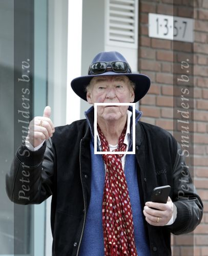 Amsterdam 26 september 2025
Peter faber wachtend op straat op een taxi.